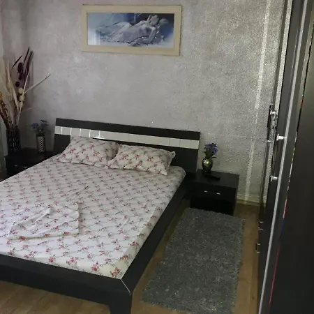 Apartament Faleza Nord 3 Camere 康斯坦察